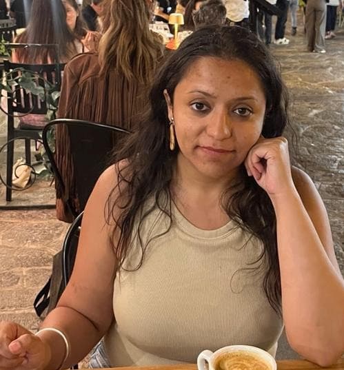 Yashna, founder of Raah De Healing